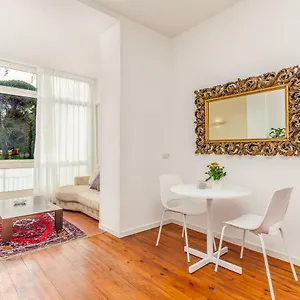 Maison Giulivia A San Pietro Affittacamere Roma